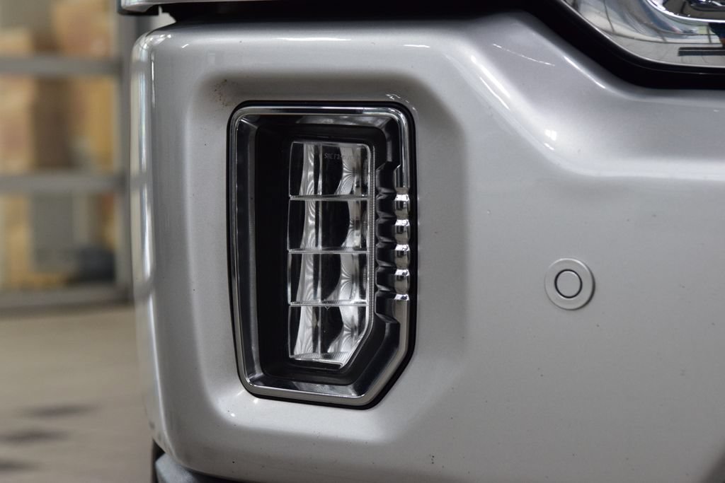 Used 2023 GMC Sierra 2500 Denali AWD/4WD image 14