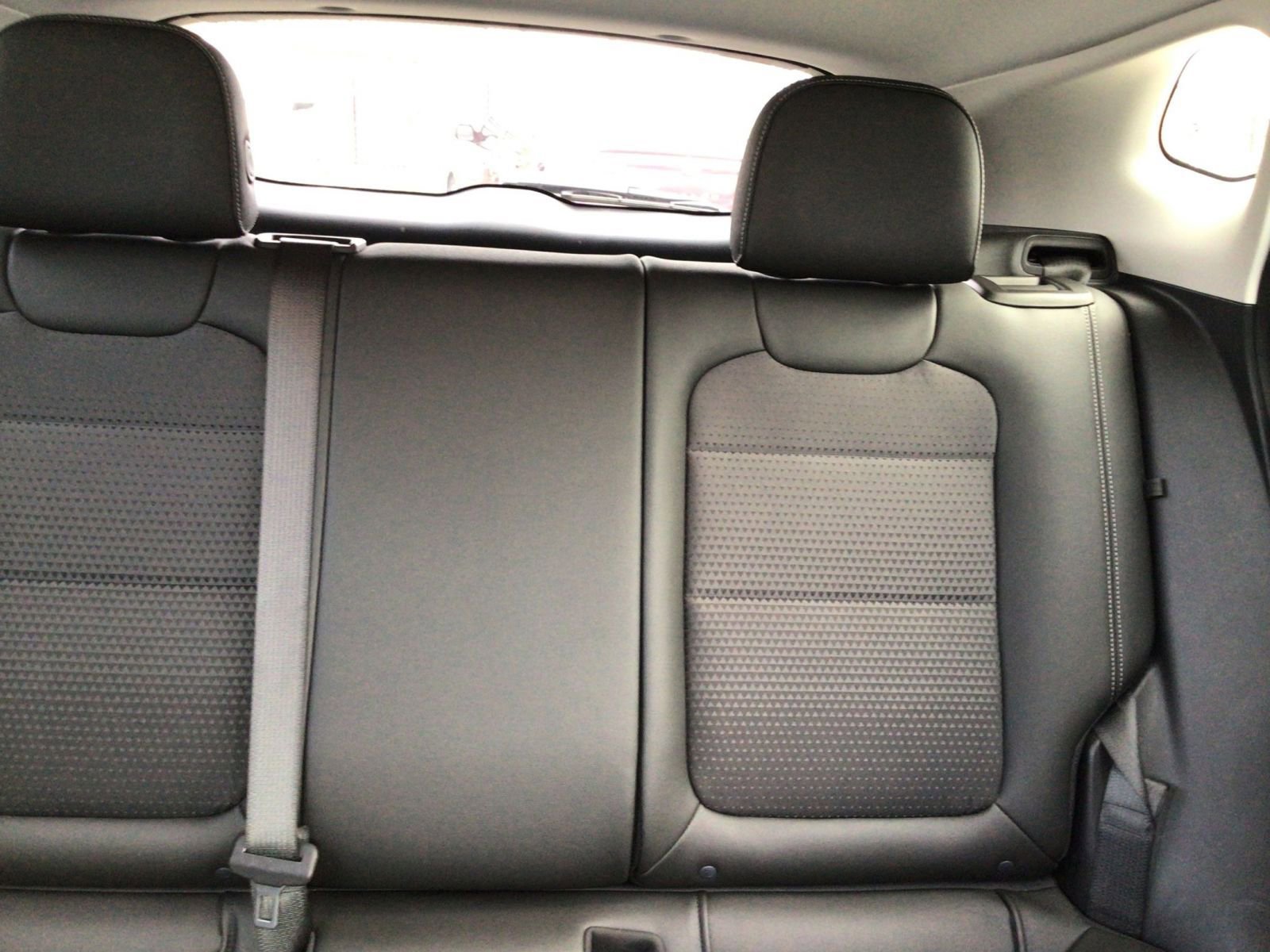 Used 2025 Chevrolet Trax LT image 36