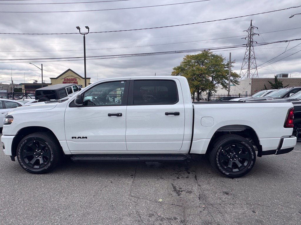 New 2026 RAM 1500 Express AWD/4WD image 4
