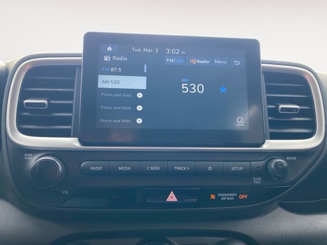 Used 2020 Hyundai Venue SEL image 23