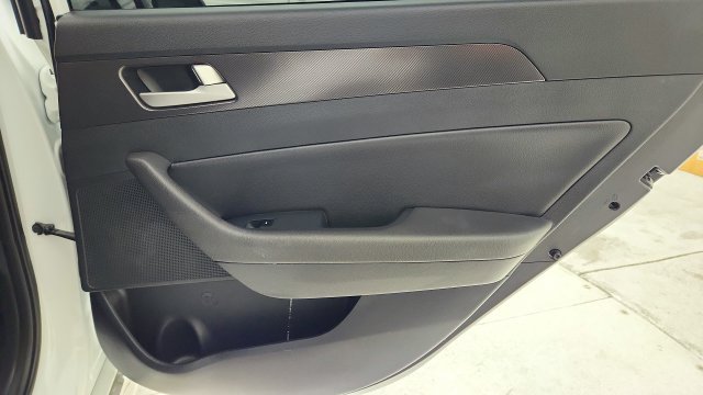 Used 2017 Hyundai Sonata Sport w/ Value Edition Package 02 FWD image 26