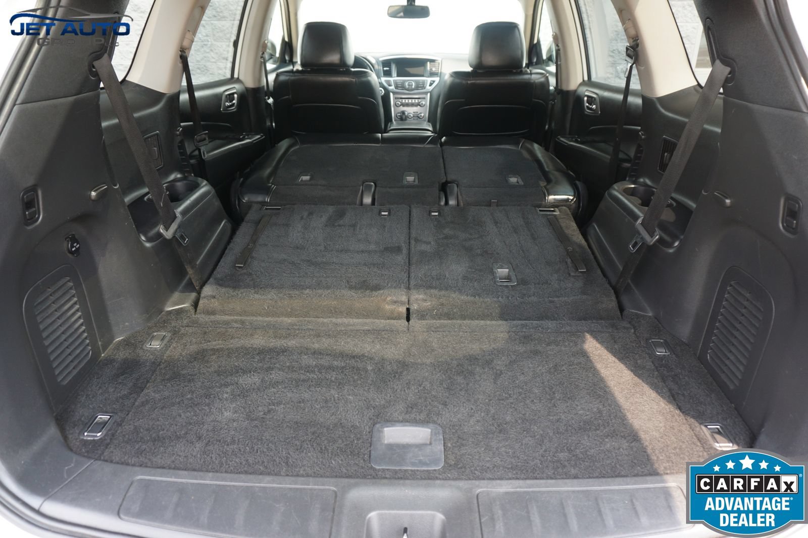 Used 2017 Nissan Pathfinder SL w/ Trailer Tow Package AWD/4WD image 21