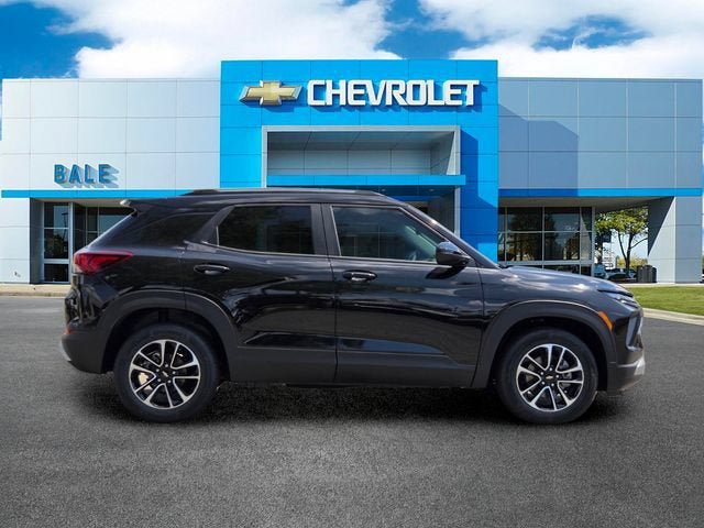 New 2026 Chevrolet TrailBlazer LT w/ Convenience Package FWD image 2