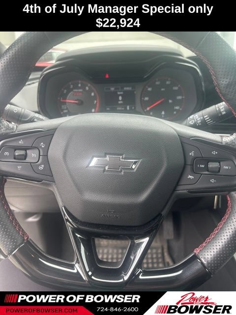 Used 2025 Chevrolet Trax RS w/ Driver Confidence Package FWD image 4