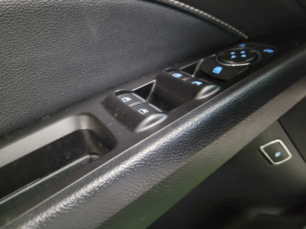 Used 2017 Ford Fusion Energi Titanium image 27