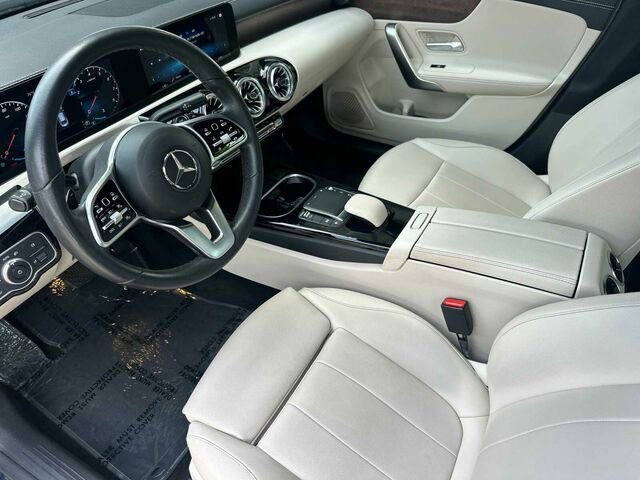 Certified 2022 Mercedes-Benz CLA 250 image 11