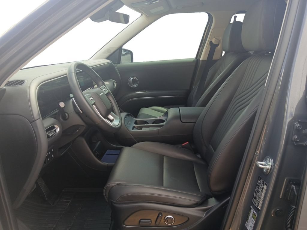 Used 2026 Hyundai Palisade SEL FWD image 9