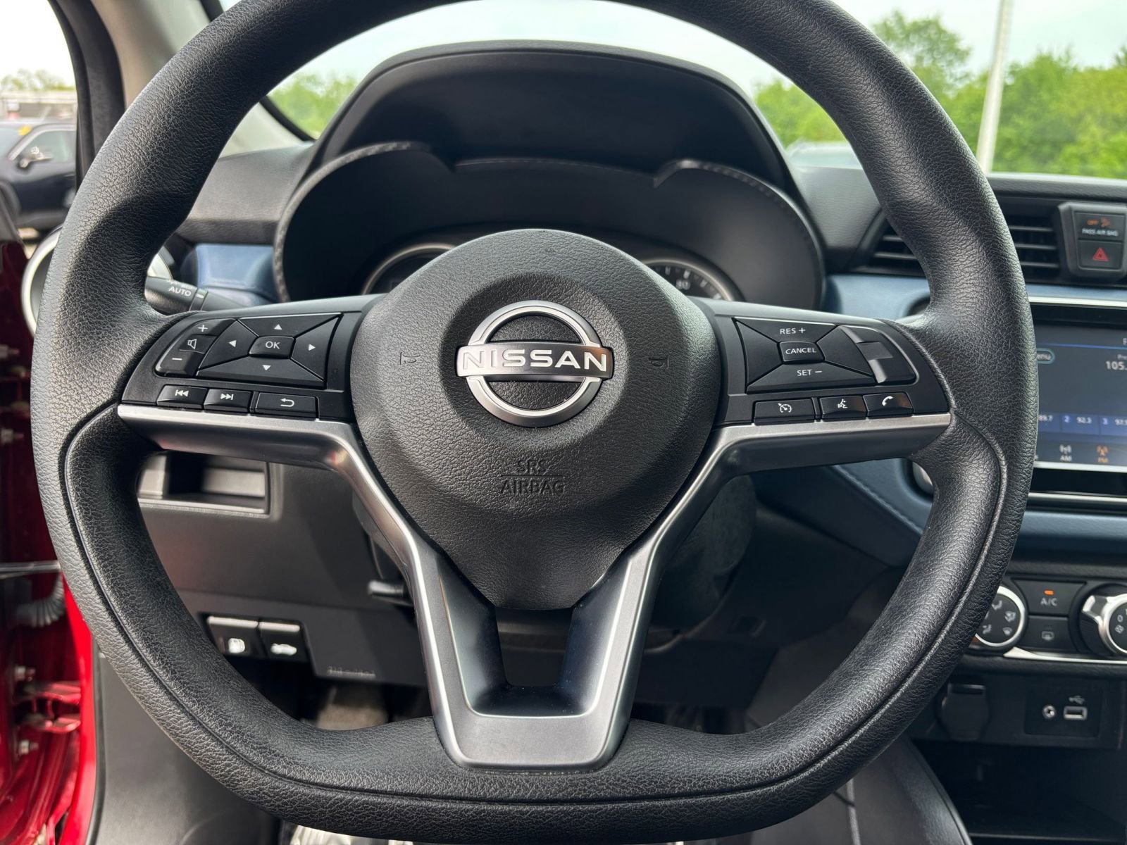 Used 2025 Nissan Versa SV FWD image 25