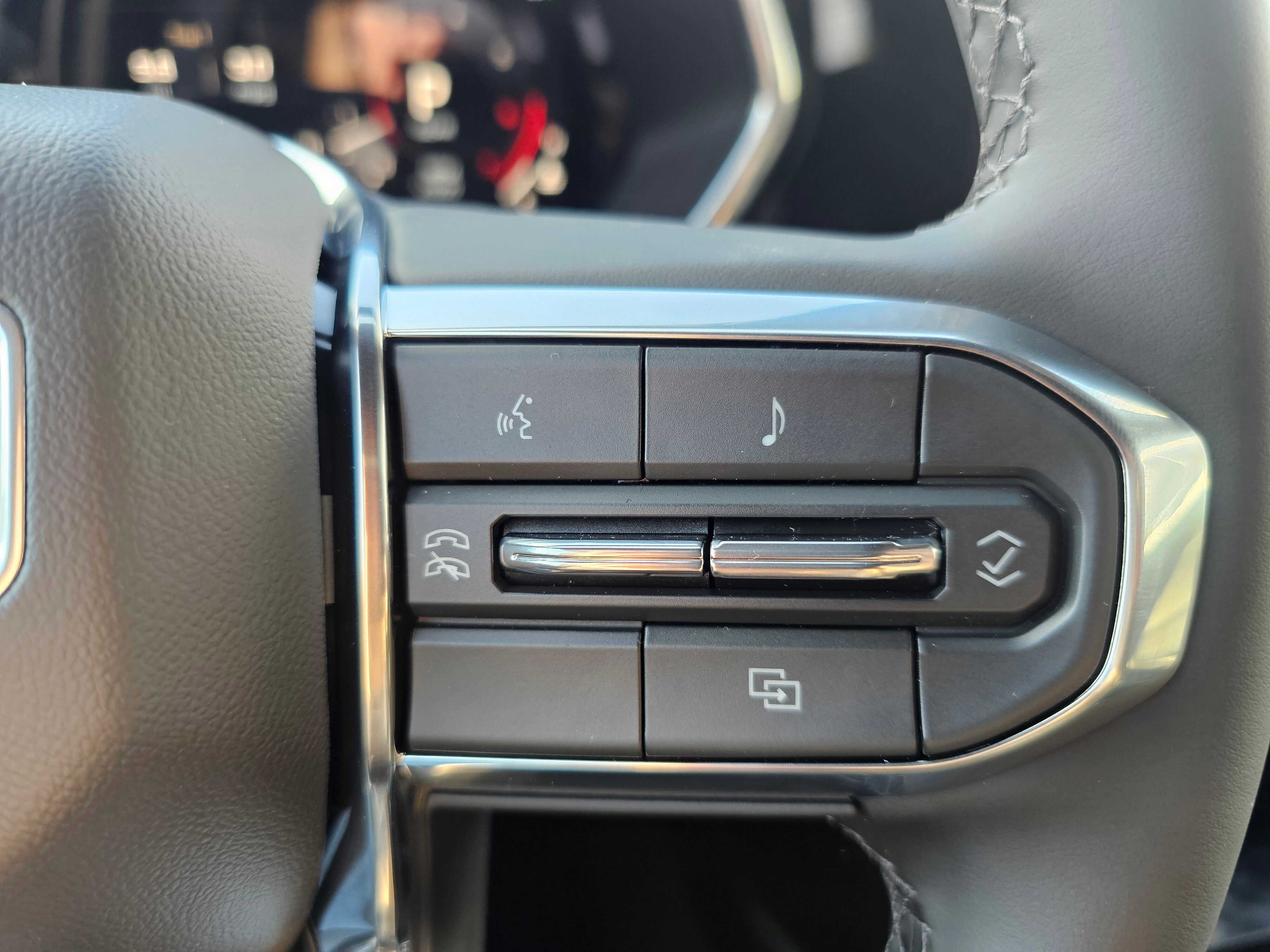 New 2026 GMC Canyon Elevation w/ Convenience Package image 26