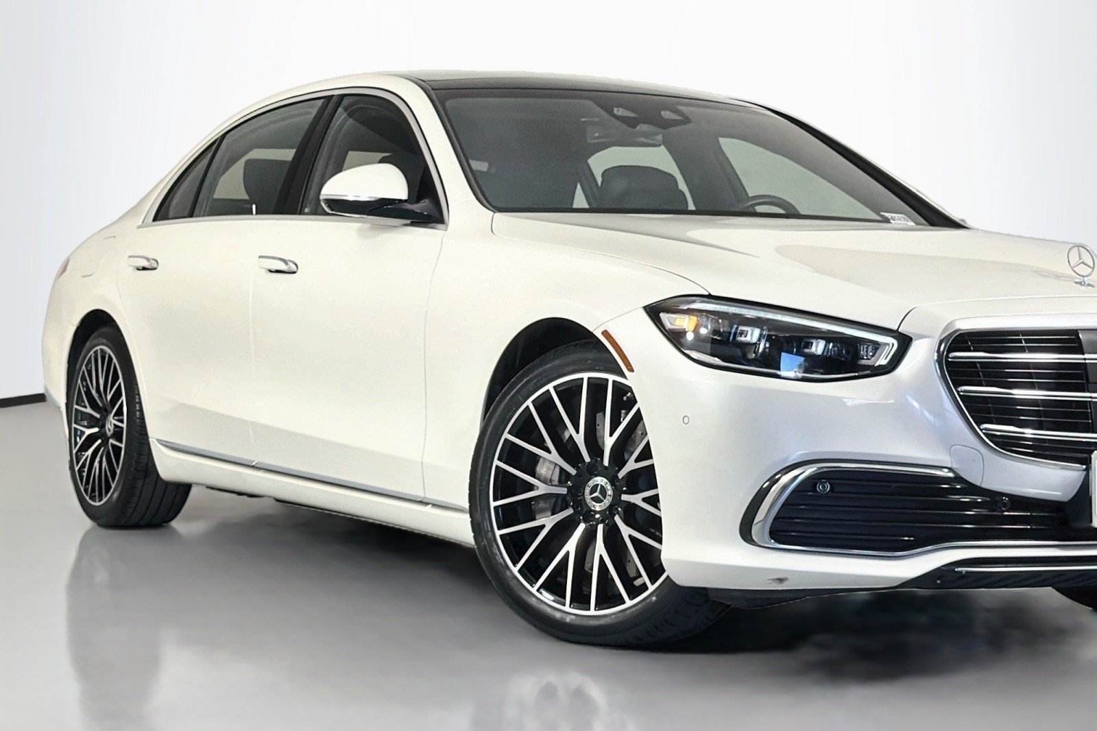 Certified 2023 Mercedes-Benz S 500 4MATIC image 15