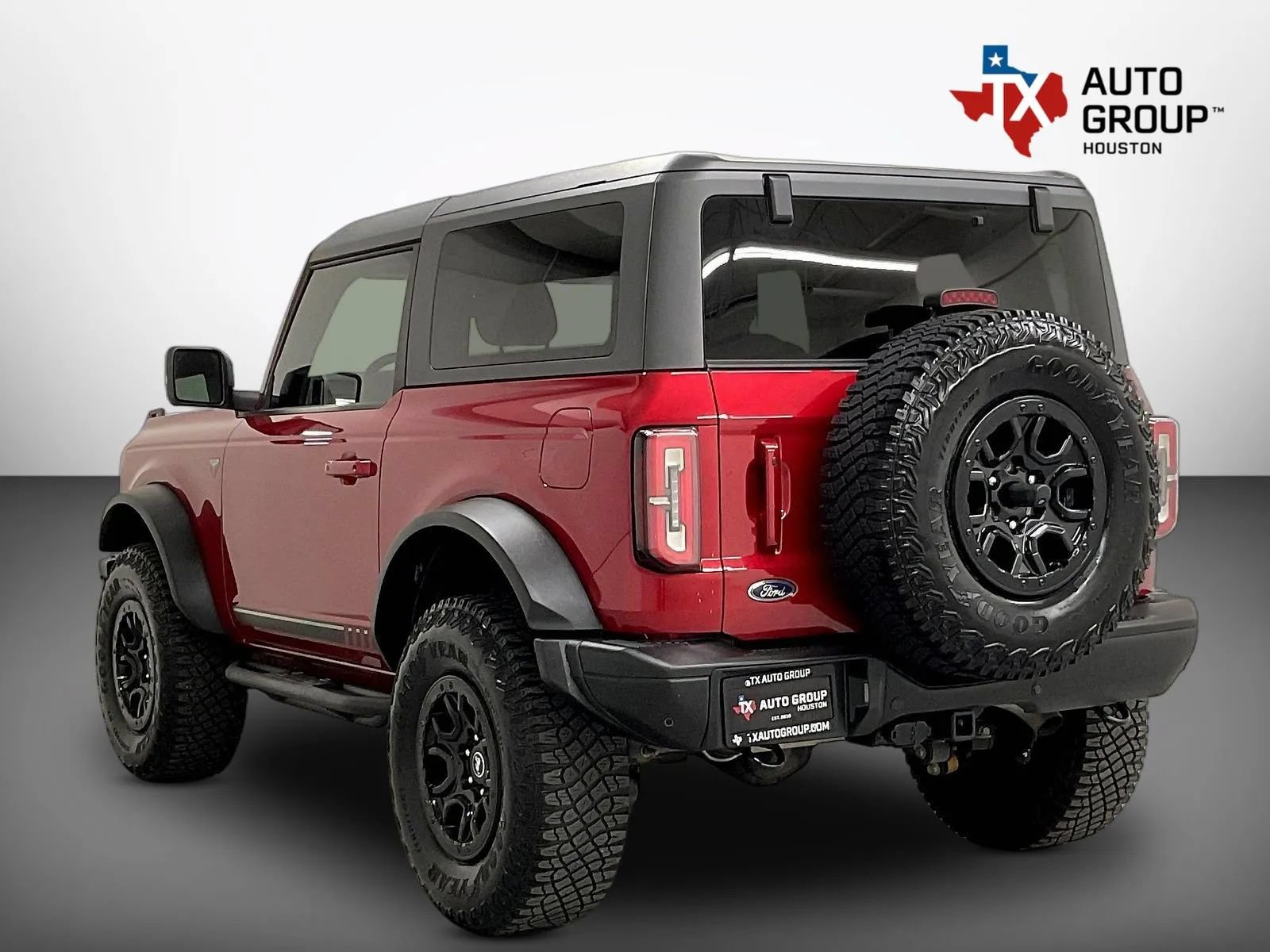 Used 2021 Ford Bronco First Edition AWD/4WD image 2