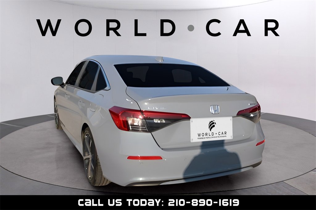 Used 2024 Honda Civic Touring image 5