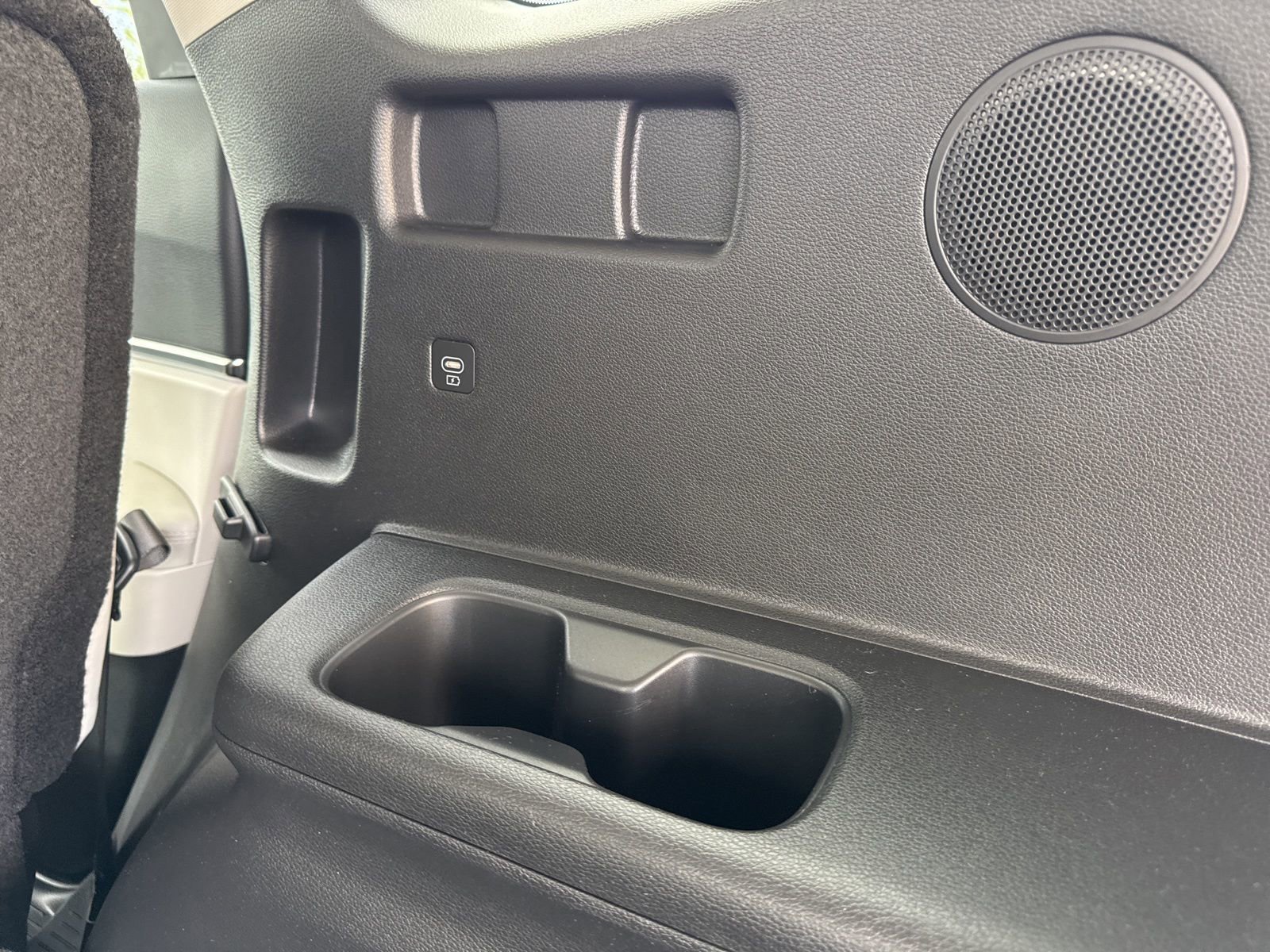 Used 2025 Kia Telluride SX Prestige image 16