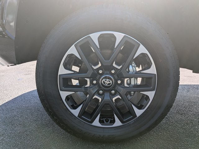New 2026 Toyota Tundra Limited AWD/4WD image 11