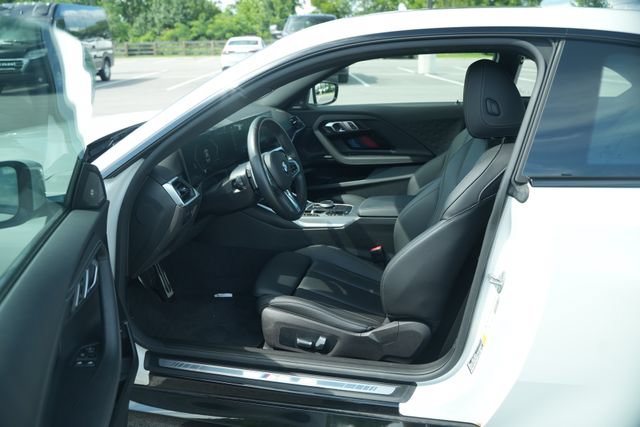 Used 2023 BMW 230i Coupe w/ M Sport Package RWD image 14