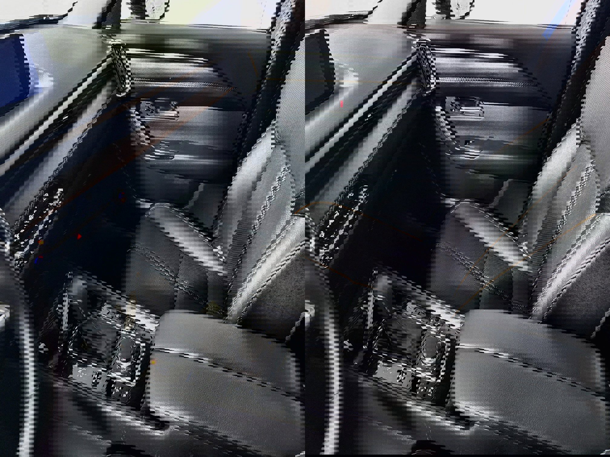 Used 2025 MAZDA CX-50 2.5 Hybrid w/ Premium Plus Pkg image 25