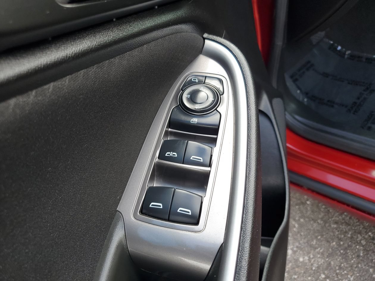 Used 2025 Chevrolet Malibu LT FWD image 18