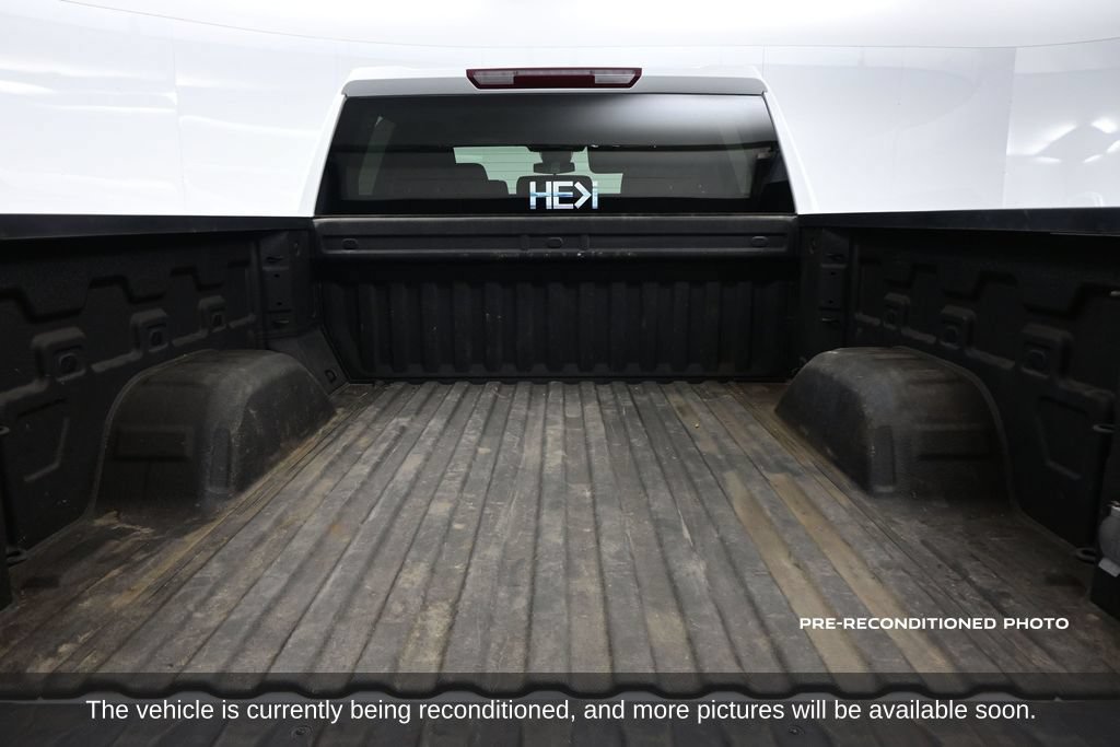 Used 2024 Chevrolet Silverado 1500 Custom w/ LPO, Dark Essentials Package RWD image 8
