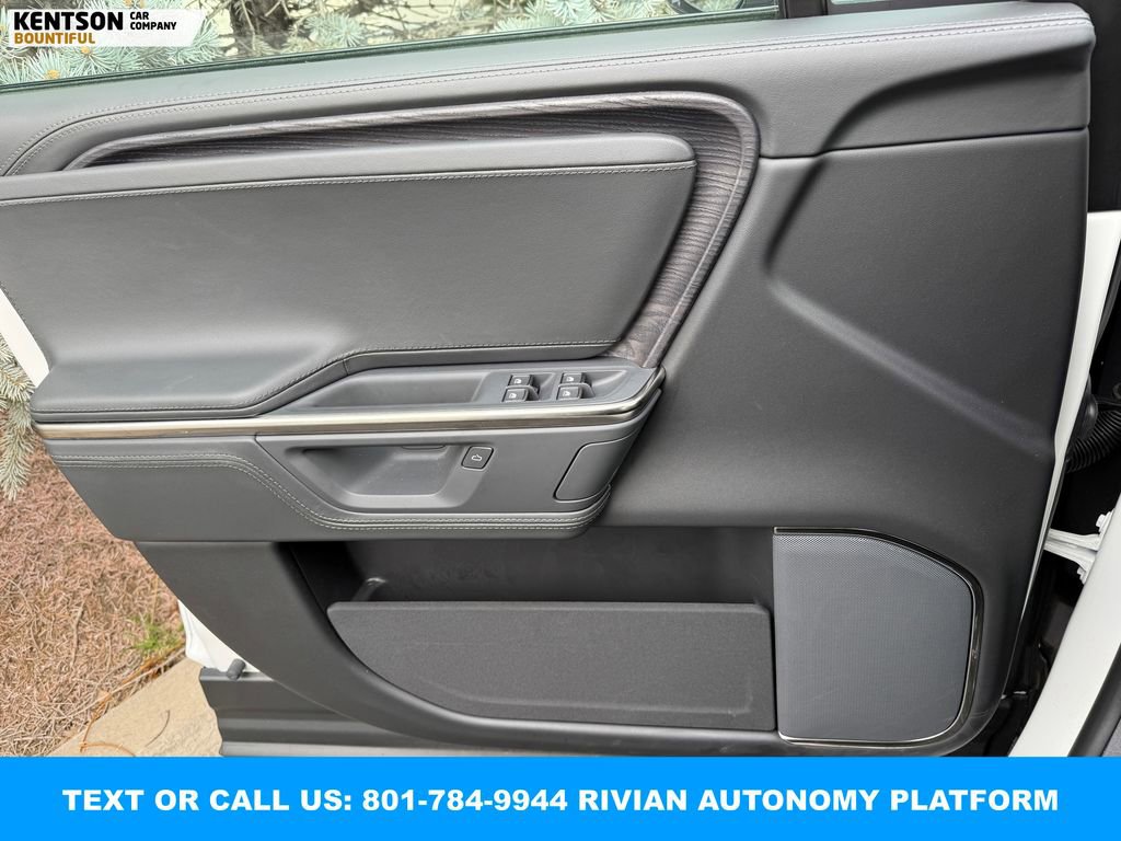 Used 2025 Rivian R1T Adventure image 20