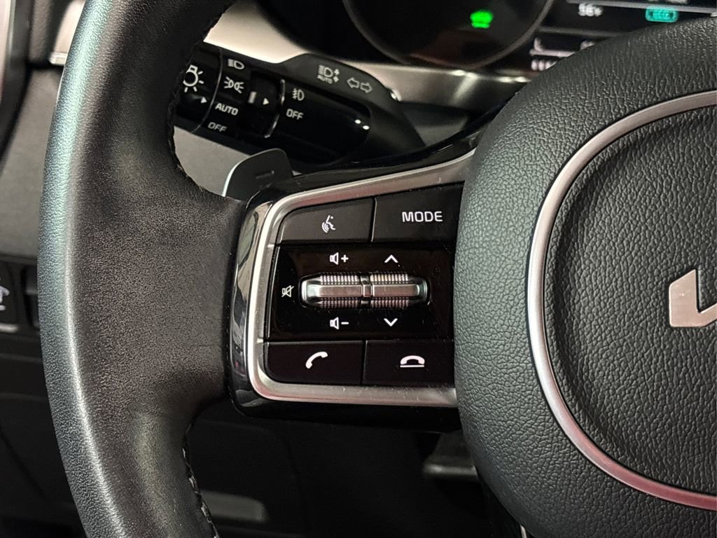 Certified 2023 Kia Sorento EX image 26