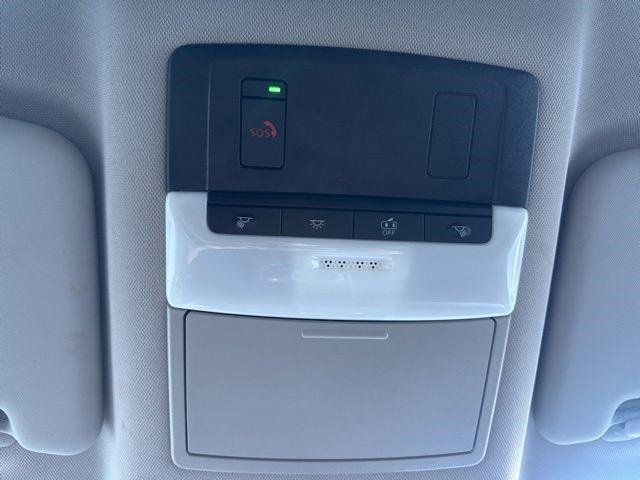 Used 2021 Nissan Rogue SV image 37