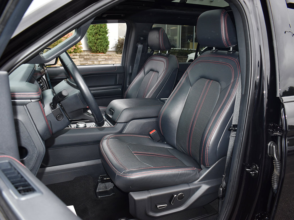 Used 2023 Ford Expedition Max Limited AWD/4WD image 5