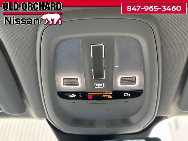 Used 2025 Volvo XC60 B5 Plus AWD/4WD image 19