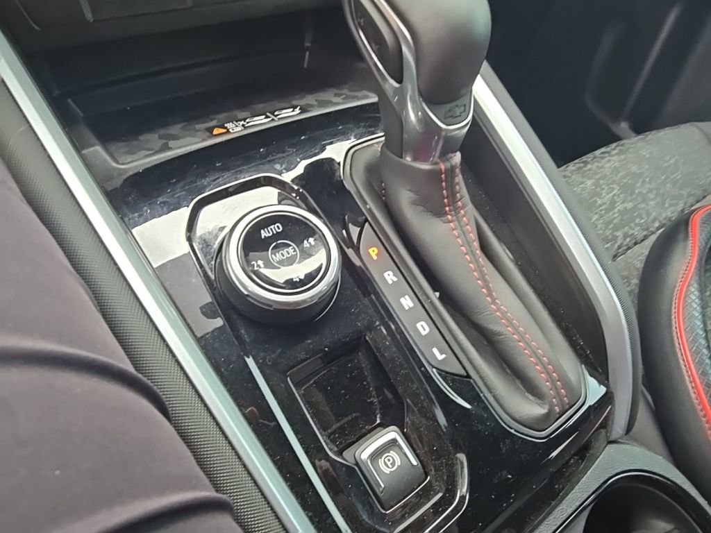 Used 2025 Chevrolet Colorado Z71 image 16