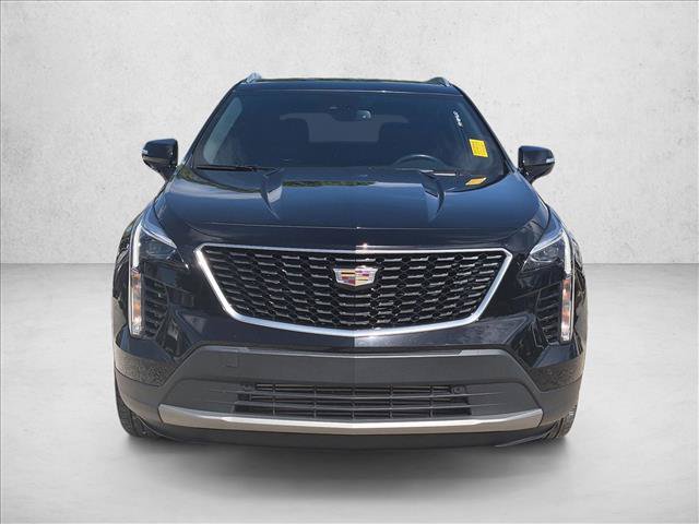 Used 2021 Cadillac XT4 Premium Luxury FWD image 2