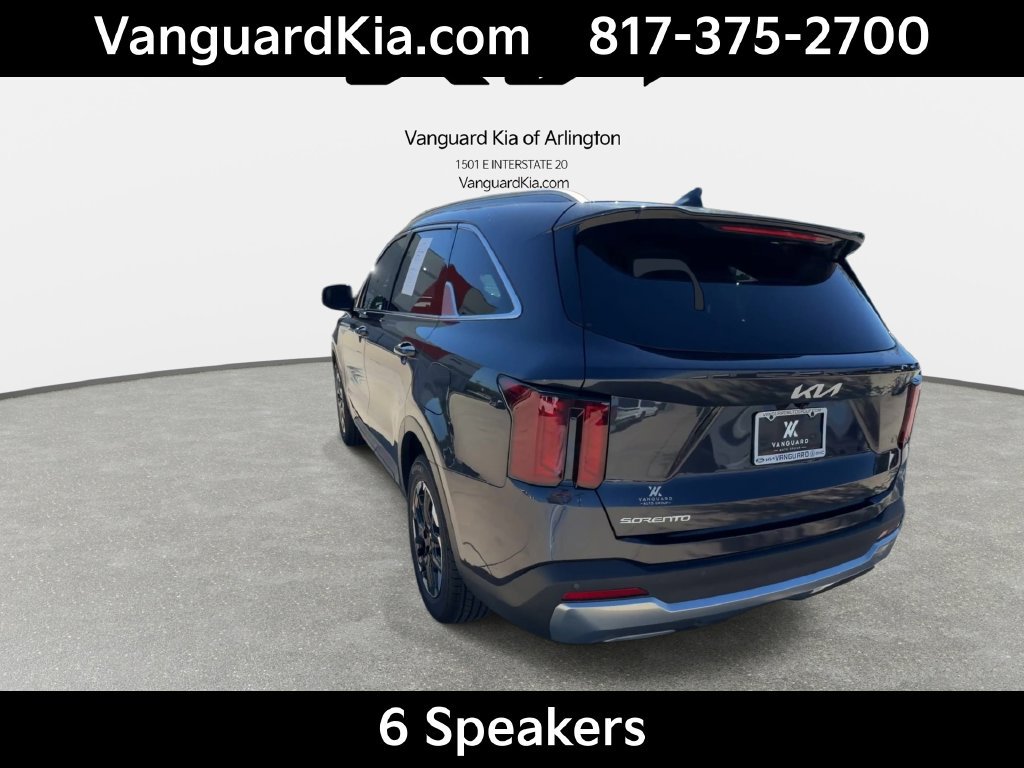 Used 2026 Kia Sorento S w/ S Panoramic Sunroof Package FWD image 7