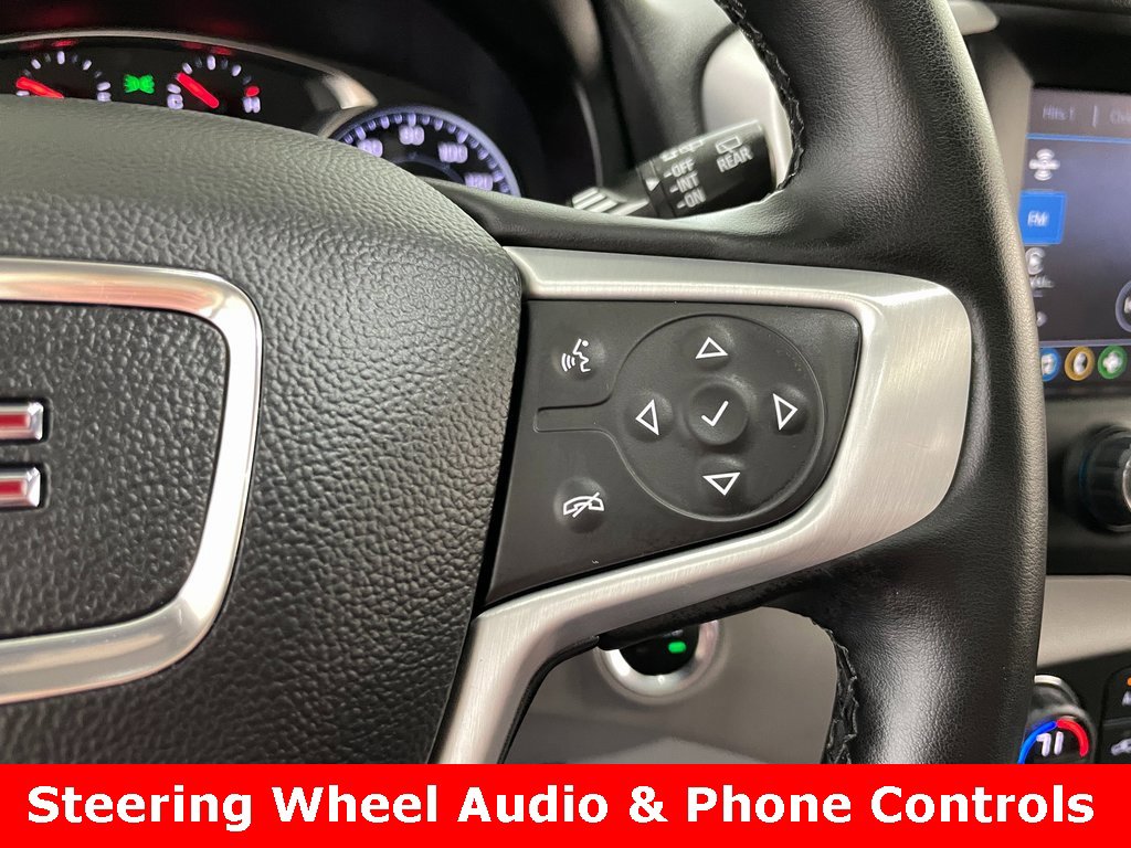 Used 2024 GMC Terrain SLT image 27