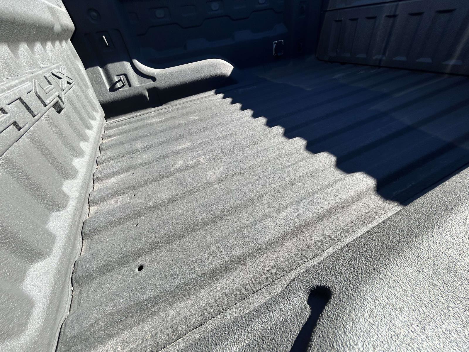 Used 2024 GMC Canyon AT4X image 18