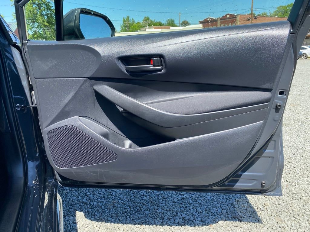Used 2023 Toyota Corolla LE FWD image 22
