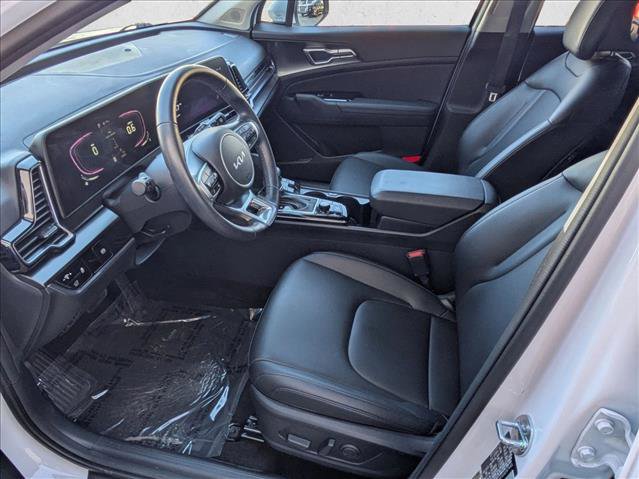 Used 2025 Kia Sportage EX w/ Premium Package image 16