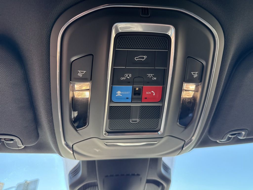 New 2026 Jeep Cherokee Limited image 25