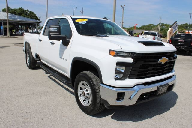 Used 2025 Chevrolet Silverado 2500 W/T w/ WT/CX Safety Package AWD/4WD image 15