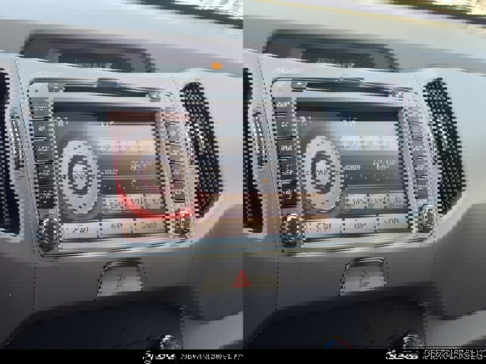 Used 2011 Kia Sportage LX w/ Navigation Pkg image 16