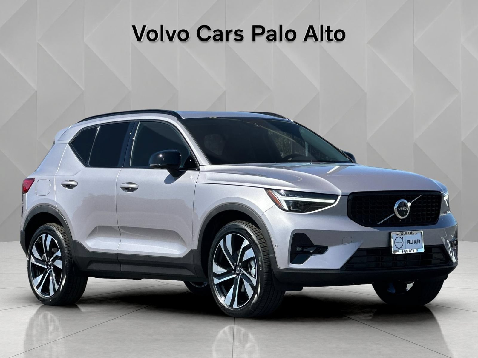 New 2026 Volvo XC40 B5 Ultra w/ Climate Package AWD/4WD image 11