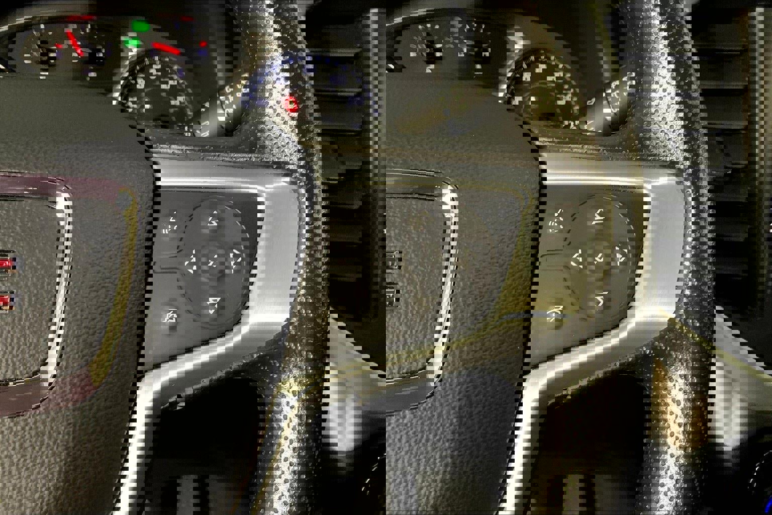 Used 2023 GMC Acadia SLE w/ Driver Convenience Package image 20