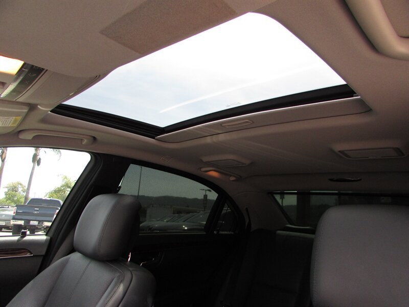 Used 2007 Mercedes-Benz S 550 image 19