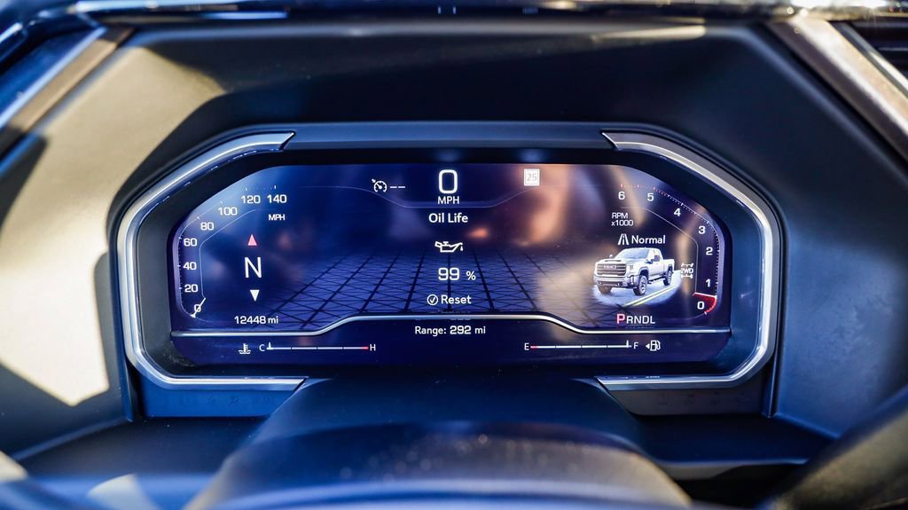 Used 2025 GMC Sierra 2500 AT4 image 26