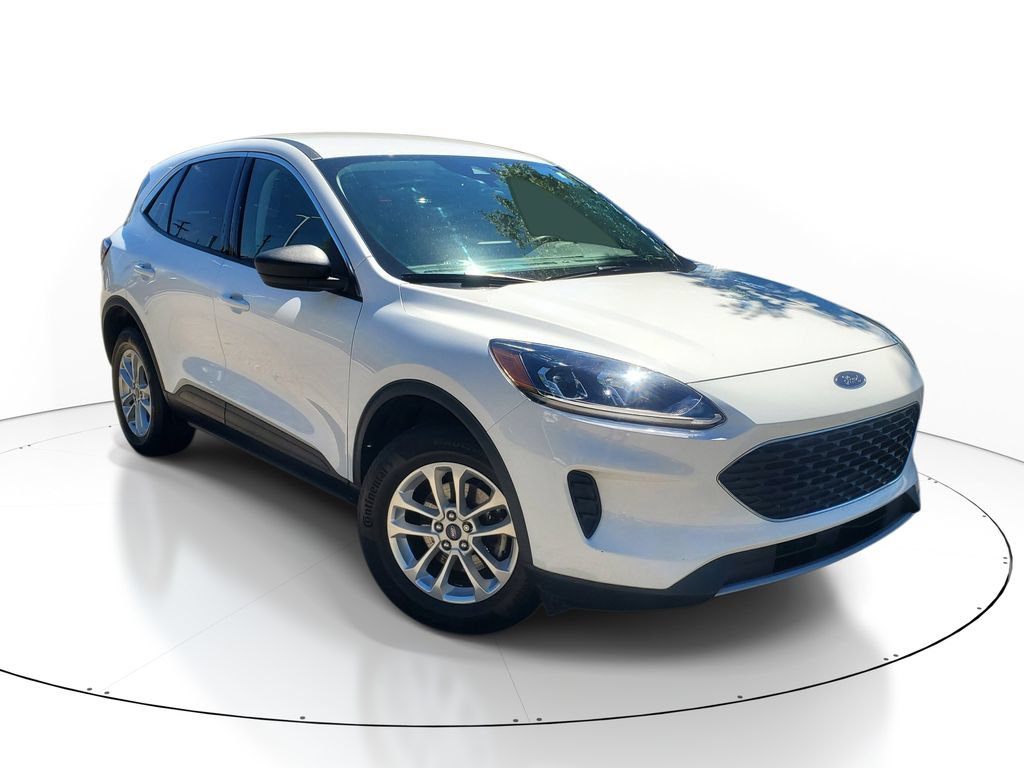 Used 2022 Ford Escape SE w/ Convenience Package AWD/4WD image 1