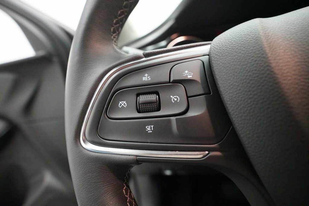 Used 2023 Buick Encore GX Preferred w/ Cold Weather Comfort Package image 17