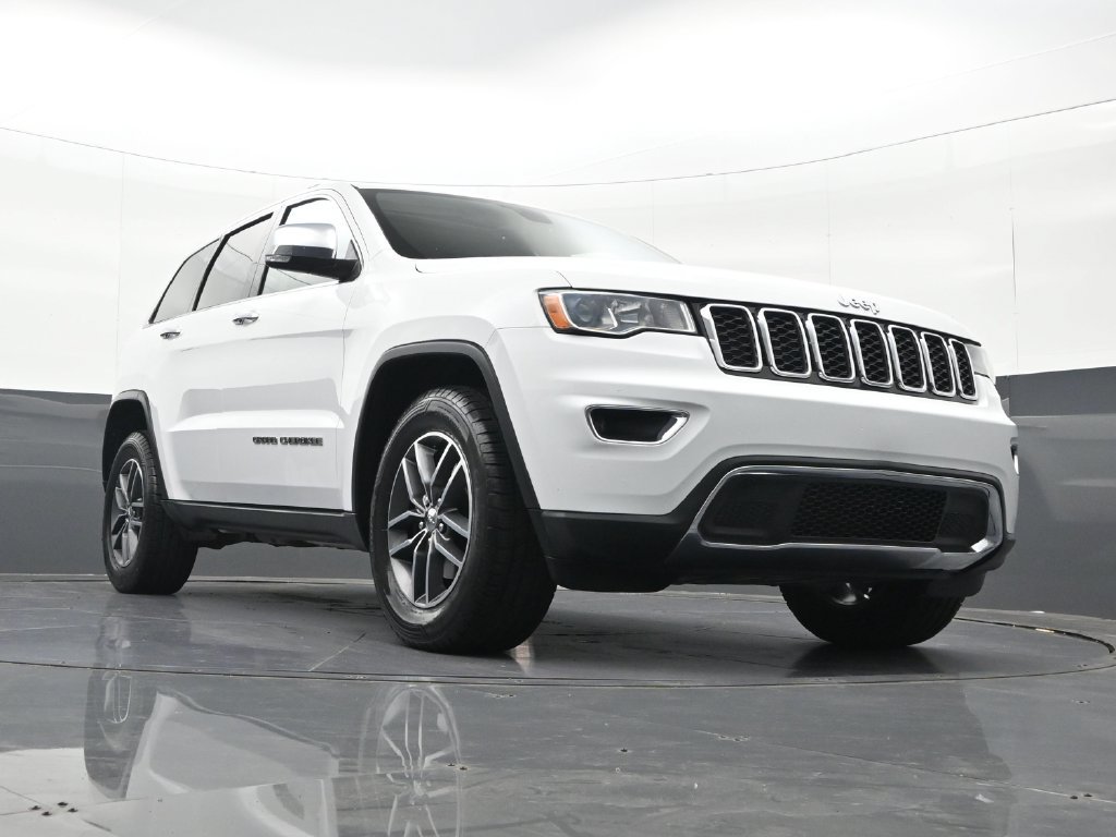 Used 2018 Jeep Grand Cherokee Limited AWD/4WD image 37