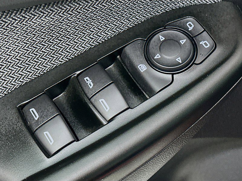 Used 2021 Chevrolet TrailBlazer LT w/ Convenience Package image 18