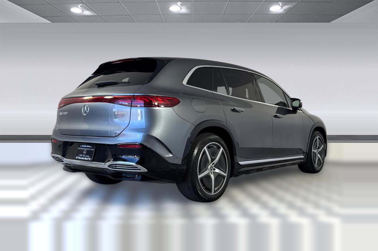 Used 2023 Mercedes-Benz EQS 580 4MATIC SUV image 8