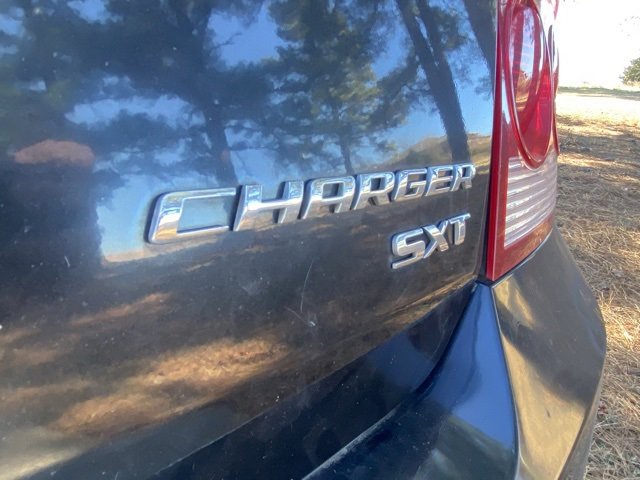 Used 2009 Dodge Charger SXT image 10