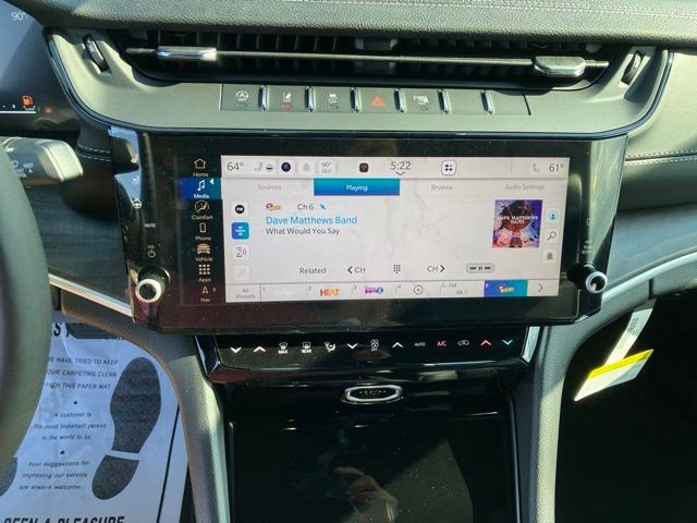 New 2026 Jeep Grand Cherokee Limited AWD/4WD image 17