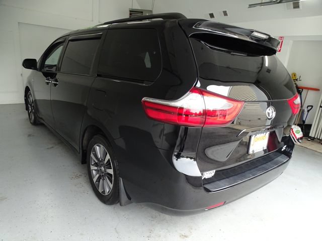 Used 2020 Toyota Sienna XLE Premium AWD/4WD image 18