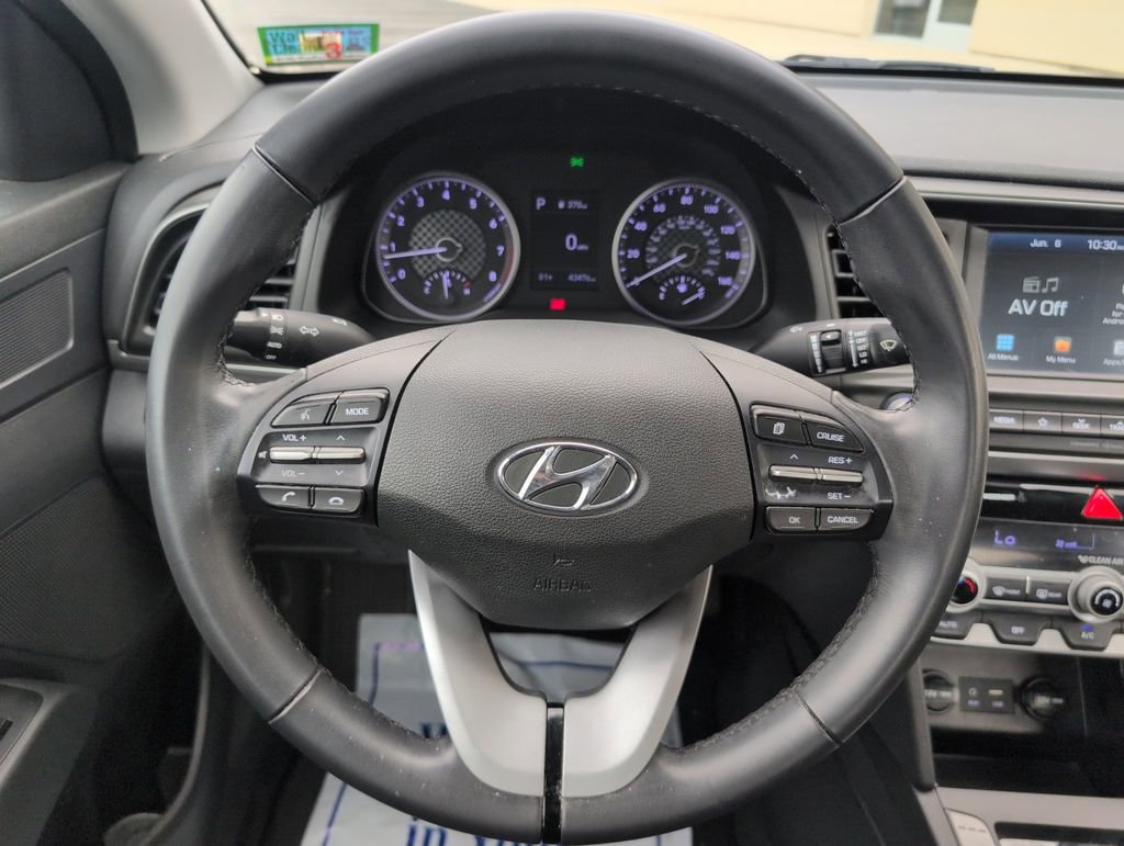 Used 2020 Hyundai Elantra Value Edition w/ Cargo Package (C1) FWD image 14